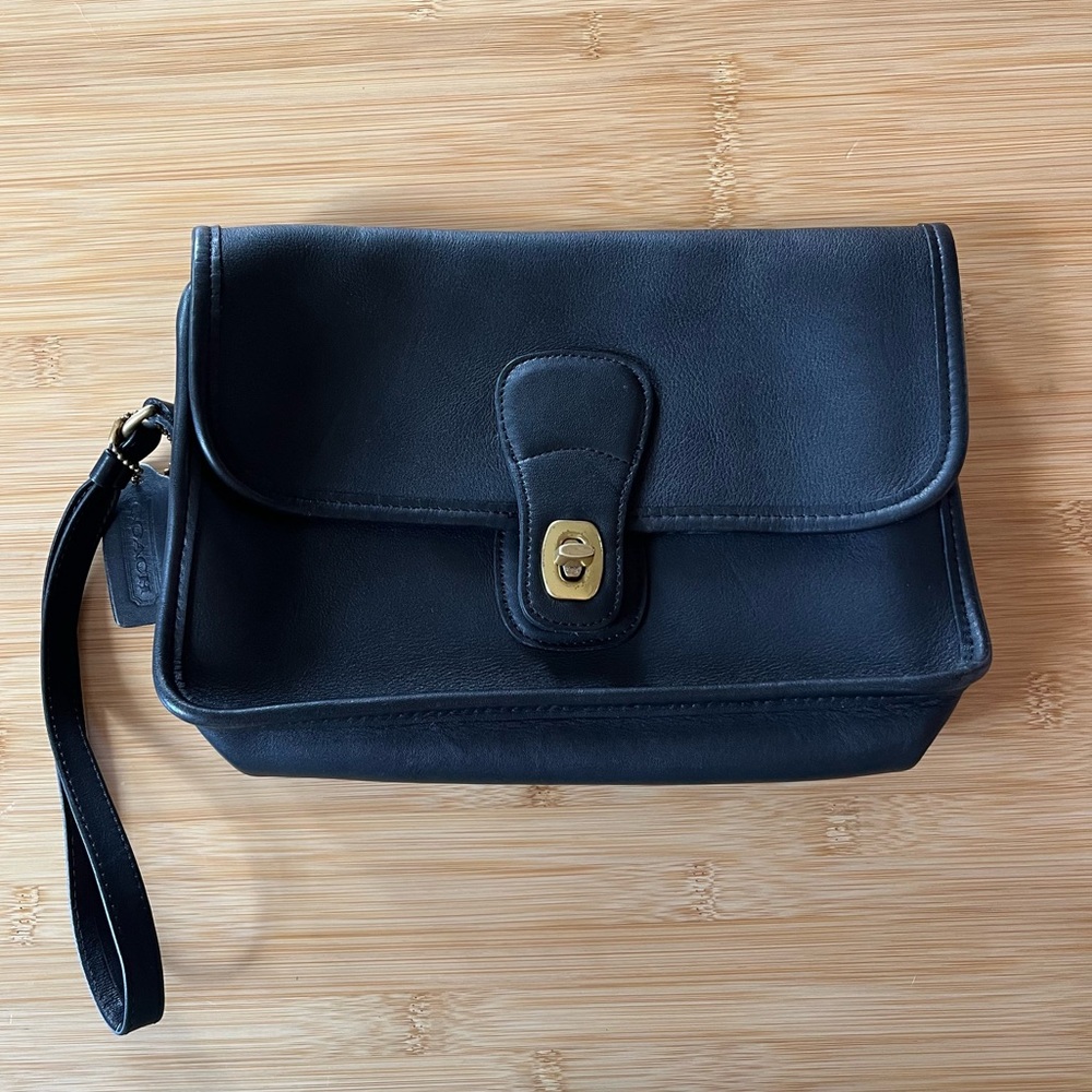 Vintage Coach 9832 Turnlock Clutch